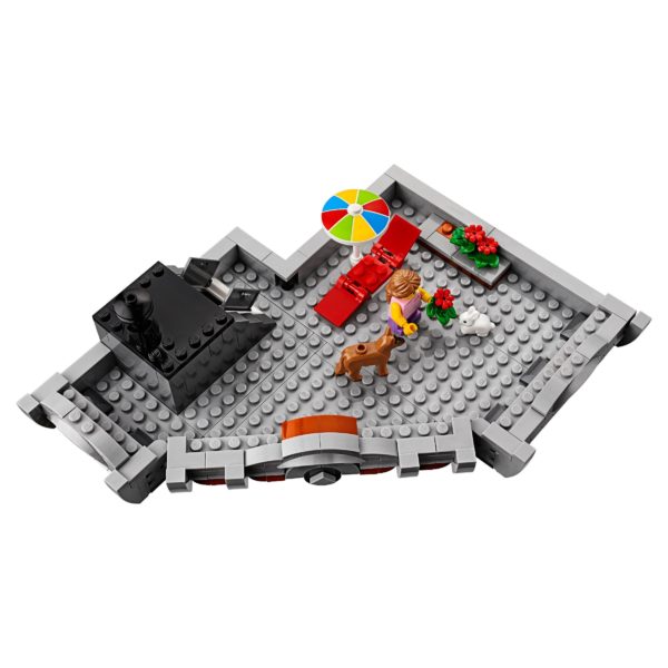 Das LEGO Set Eckgarage-7