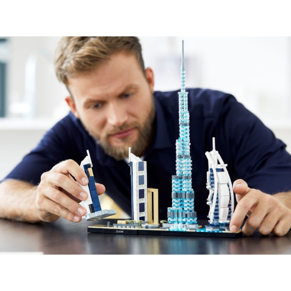 Das LEGO Set Dubai-6