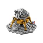 Das LEGO Set LEGO® NASA Apollo Saturn V-8