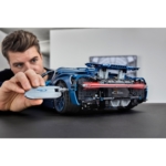 Das LEGO Set Bugatti Chiron-9