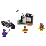 Das LEGO Set Catwoman™: Catcycle-Verfolgungsjagd-2