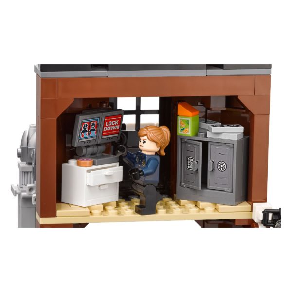 Das LEGO Set Arkham Asylum-8