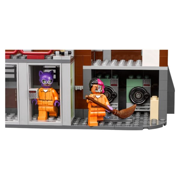 Das LEGO Set Arkham Asylum-9