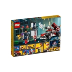 Das LEGO Set Harley Quinn Kanonenkugelattacke-4