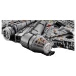 Das LEGO Set Millennium Falcon™-9